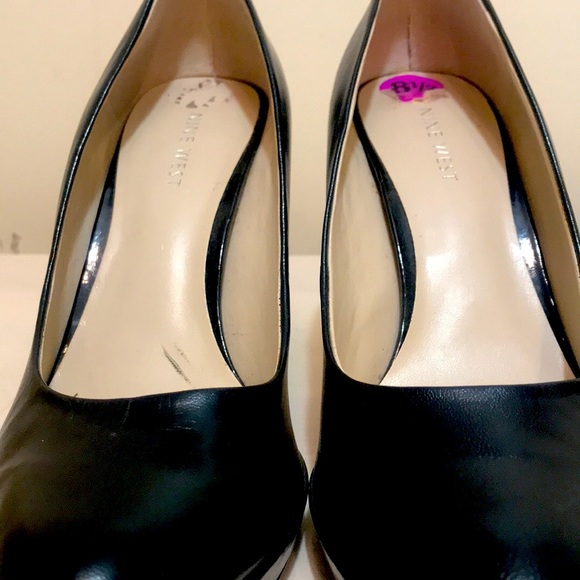 Nine West Black Heels Sz 8.5 - Picture 2 of 4